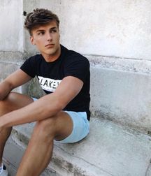 Hotness Tumblr style - no nude 5c18473e4e9a6.jpg