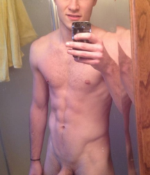 Boys Selfies 5c19b4da098ee.png