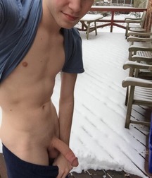 Selfies 5c1c58395c24a.jpg