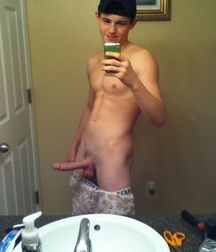 Selfies 5c26c6f08e9fd.jpg