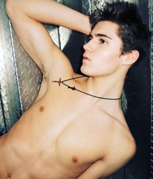 Shirtless Twinky Studs 5c32835f6e5ee.jpg