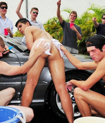 Nudists 5c460457addce.png