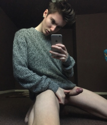 Selfies 5c4644ee68d04.png