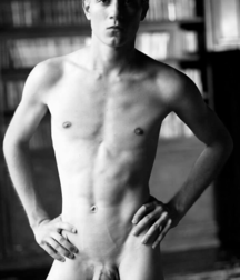 Studs & Hunks 5c6b3bd7d5a36.png