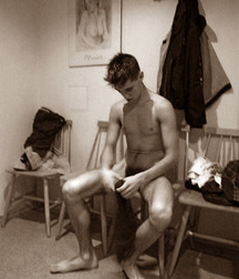 Naked Teen Boys 5cae8ff60aa6d.jpg