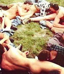 Naked Boys Outside 5cbbf6e163a1f.jpg