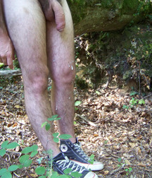Naked Boys Outside 5cbe3b519d16d.jpg