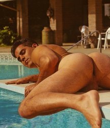 Ouside and Naked! 5cc4d835008df.jpg