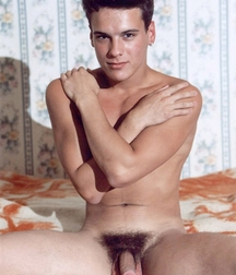 Hot College Boys 5cc5f3d9bbe37.jpg