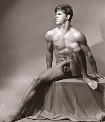 Hot Stud Boys 5cc674cc5fcf9.jpg