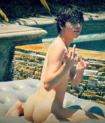 Naked Teen Boys 5d06fa3a1fb7c.jpg