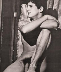 Sexy, Young Men 5d090096c46fc.jpg