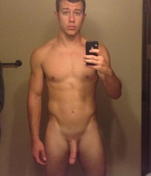 Hot Selfies 5d099d3b038fe.jpg