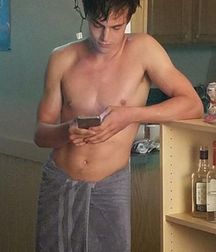 Hot TV Boys 5d55fb72adbb2.jpg