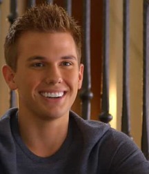 Hot TV Boys 5d55fb8c51671.jpg