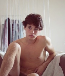 Naked Teen Boys 5d69e46653d91.jpg