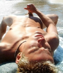 Hotness II 5d6b0a8ecd653.jpg