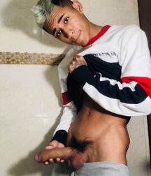 Hotness II 5d6b0ab3a42e7.jpg