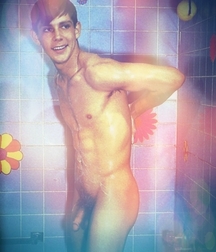 Hotness II 5d6b0aca87192.jpg