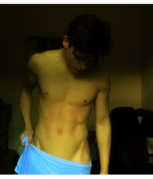 Guys I'd Like to See Naked 5d6b2c15f3fd3.jpg