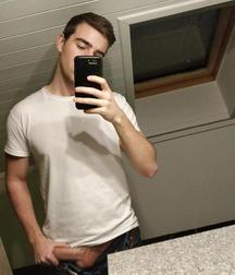 Selfies 5da91f552afc1.jpg