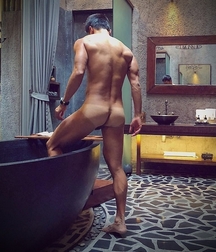 Some Great Pics! 5daa7ad1a8db9.jpg