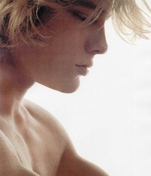 Male Beauty 5db64d46af599.jpg
