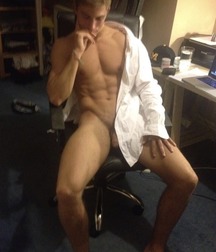 Hot, Hot Dudes 5dded886bb929.jpg