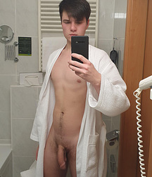 Uncut Teen Boys Solo Porn 5e114d78f2404.jpg