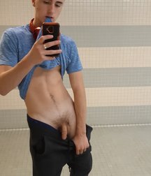 Boys & Their Cock Selfies 5e124b051f2c8.jpg
