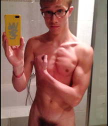 Selfies, Teen Boys, skinny, blond, sexy 5e1fa85cbb653.jpg