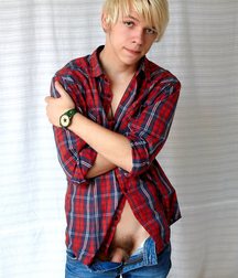 Naked Teen Boys, straight, skinny, soft cocks 5e23b1b129de6.jpg