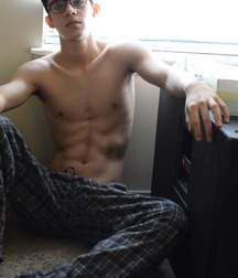 Hot, Hunky Non-Nude Twinks 5eb0579215df6.jpg