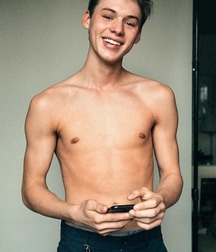 Shirtless Boys - Underwear 5eb220ff186ed.jpg