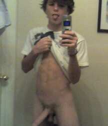 Selfies, Boys & Guys Sharing Hot Bods - Dicks 5ed6efeec0e50.jpg