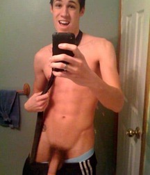 Selfies, Boys & Guys Sharing Hot Bods - Dicks 5ed6eff2af32e.jpg