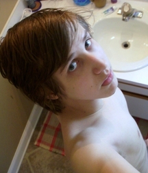 Selfies Unlimited Gay Porn - snapchat & more 5edcf59c060d4.jpg