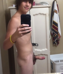 Selfies Unlimited Gay Porn - snapchat & more 5edcf61076825.jpg