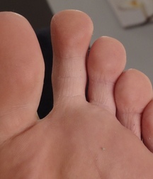 Naked Feet! My First Foot Upload! 5ee17a539c10b.jpeg