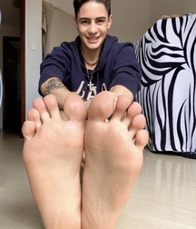 Naked Feet! My First Foot Upload! 5ee17a6c68f29.jpeg