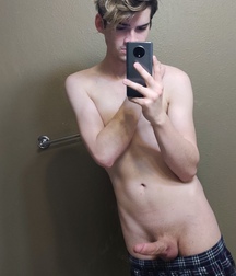 Selfies, Twinks, Teens & Boys - Dicks & Butts 5ee7622166670.jpeg