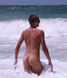 Naked Day at the Beach - Boy Porn 5ee8321597ed6.jpeg