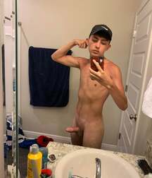 Selfie Teen Boys Showing Cocks - amature boys porn 5f00d36c57ea4.jpg