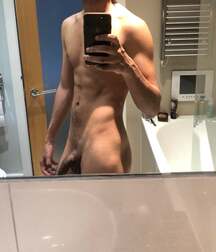 Naked Boys Selfie Pics - Cocks Hard, Gay Tube 5f440dfedbf7d.jpg