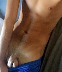 Boy Dick Selfies Boys Porn - Showing Cock & Ass 5f5adcf6af34f.jpg