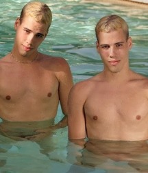 Twins & Brothers - Naked & Not - Action & Oral 5f677eaf6ed37.jpg