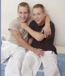 Twins & Brothers - Naked & Not - Action & Oral 5f677eb7ddb72.jpg