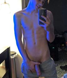 Selfie Boys Porn Love Showing Their Cocks 5f7b760da0df6.jpg