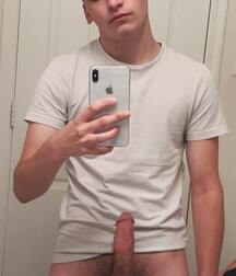 Boys Porn Selfies W Stand Up Cocks - Pointing North 5f91f3d6be637.jpeg