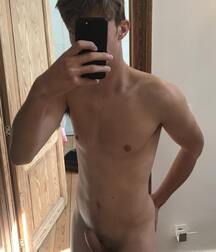 Selfie Boys Cocks & Bods - Hot Stuff Gay Porn 5f95cef844f90.jpeg